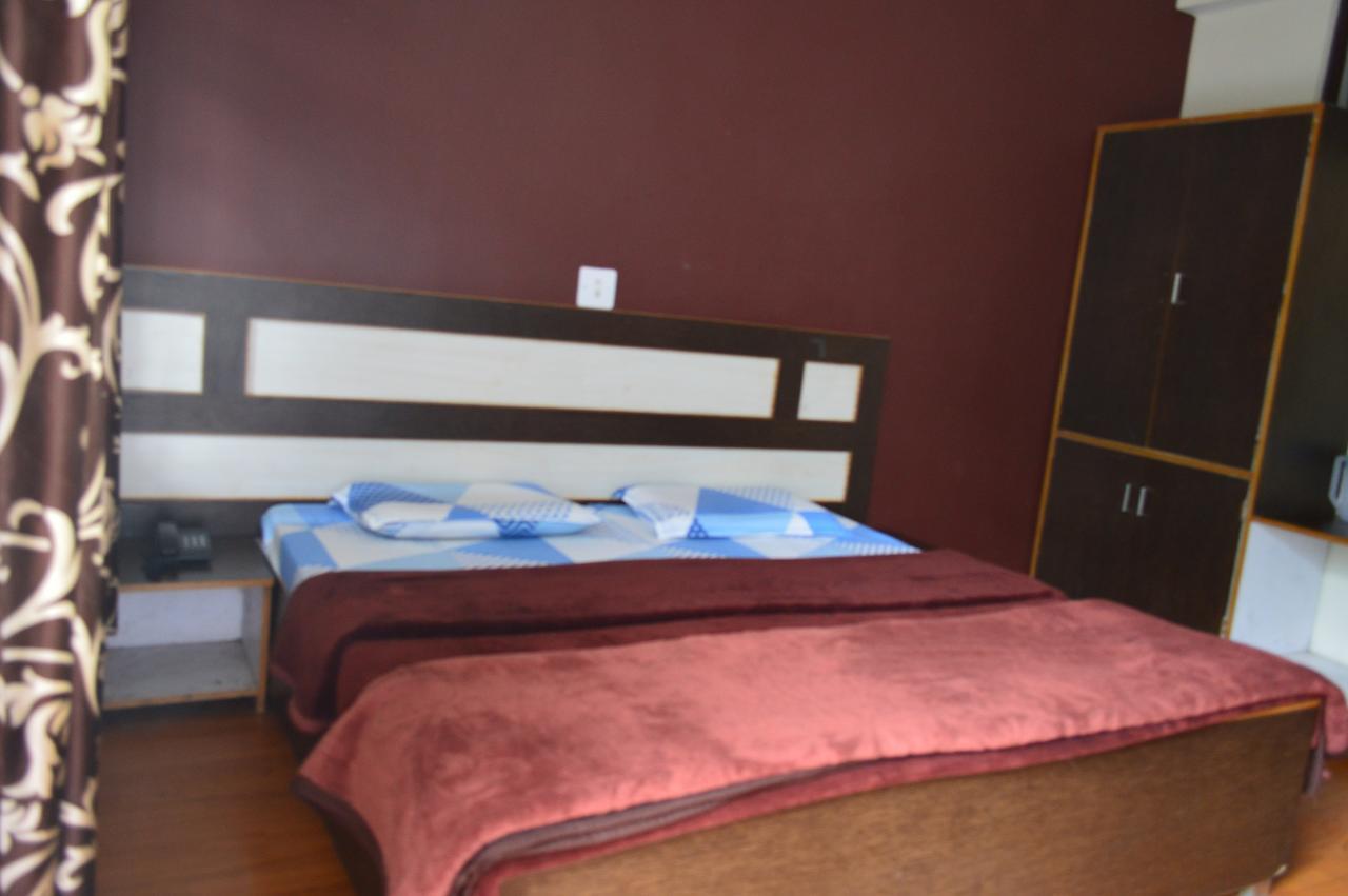 Dharamkot Inn Dharamshala Exteriör bild