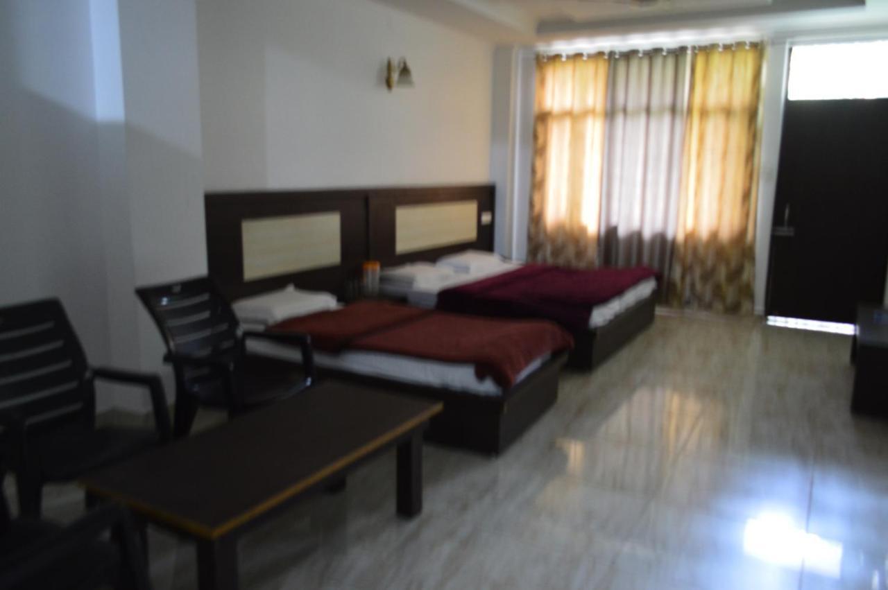 Dharamkot Inn Dharamshala Exteriör bild